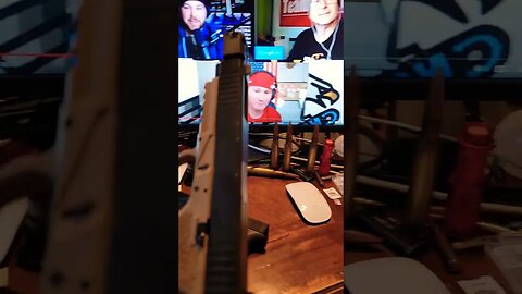 Highly Annoying! @DLDafterDark