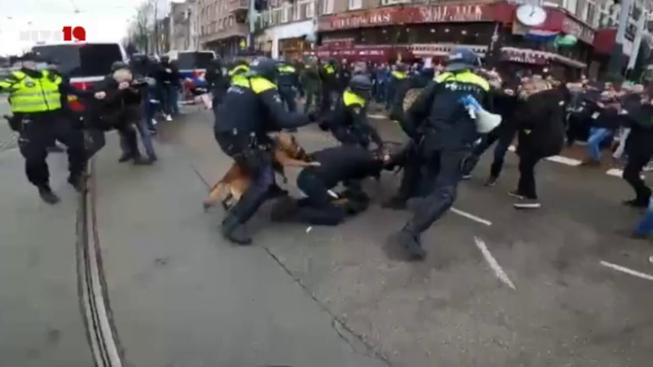 COVID-19 vaccine protest - Amsterdam, Netherlands - January 2022 | NEWS-19