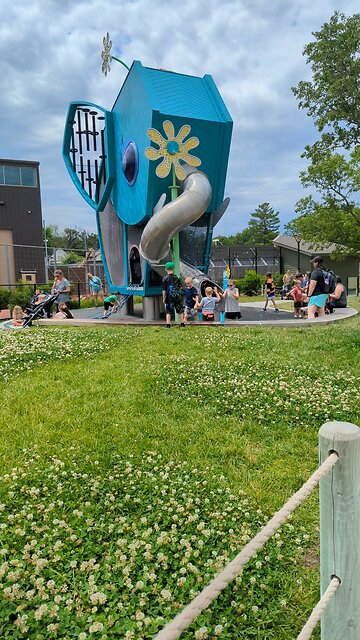 BradKuz76 Lincoln Children's Zoo Bubbles
