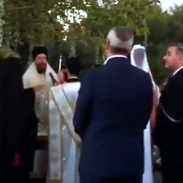 Στιγμιότυπο από το μυστήριο του γάμου Ρέμου-Μπόσνιακ