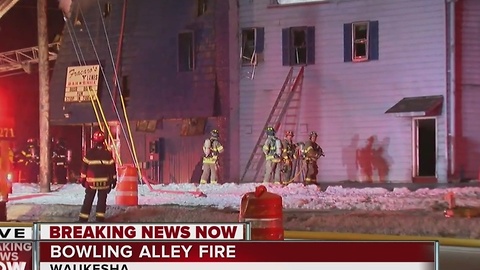 Fire destroys popular Waukesha bowling alley