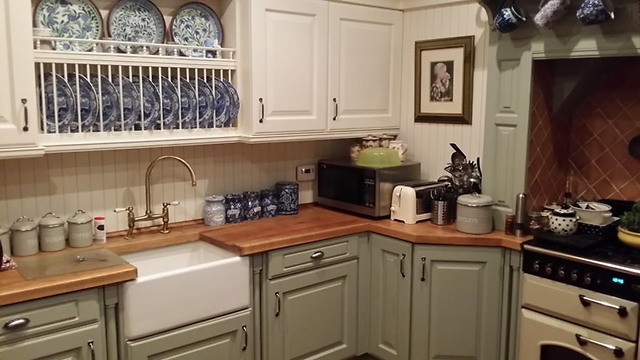 Cupboard doors that open by themselves