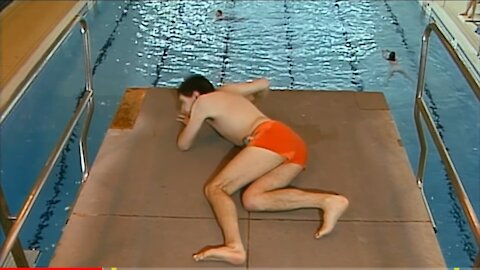 Mr bean! Funny clip, dive pool