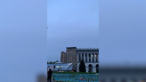 Crowd cheering as drone shot down over central Kyiv
