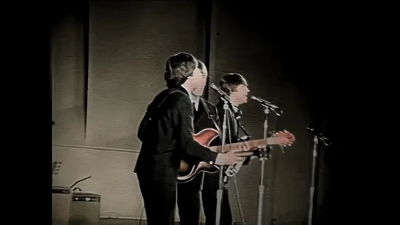 The Beatles - Twist And Shout (Live! at The Hollywood Bowl) [COLORIZED]