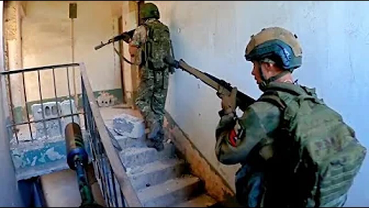 Intense Russian POV Urban Warfare Footage from Ukraine Conflict