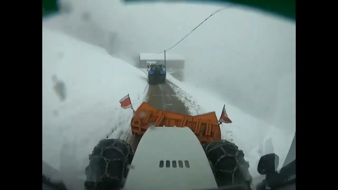 Schneeräumung Steyr CVT 170 Winter 2021 22 #snow last Year #winterdienst #viral #alps #sound 2