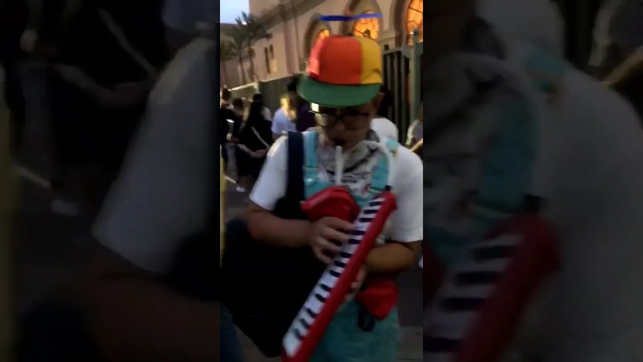 This is how I wait for a concert