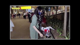 Janhvi Kapoor snapped at the Airport