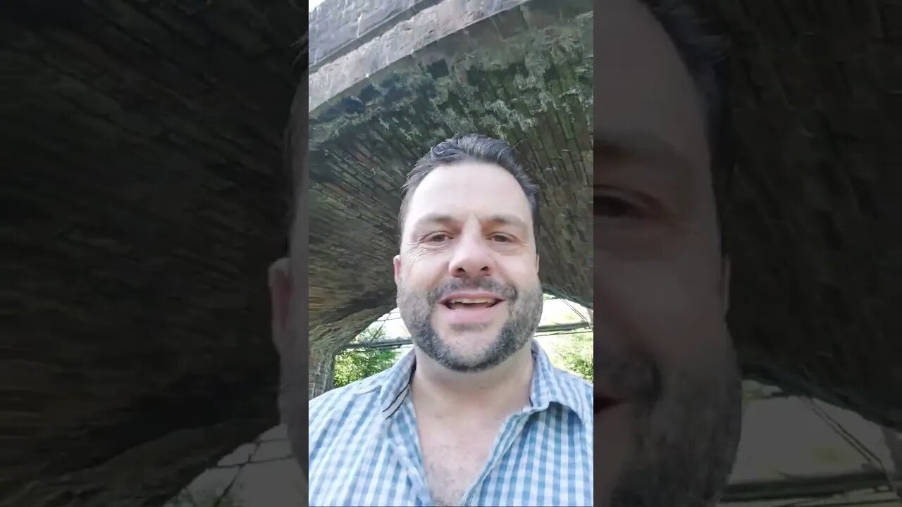 Reverend Simon Sideways is going live!