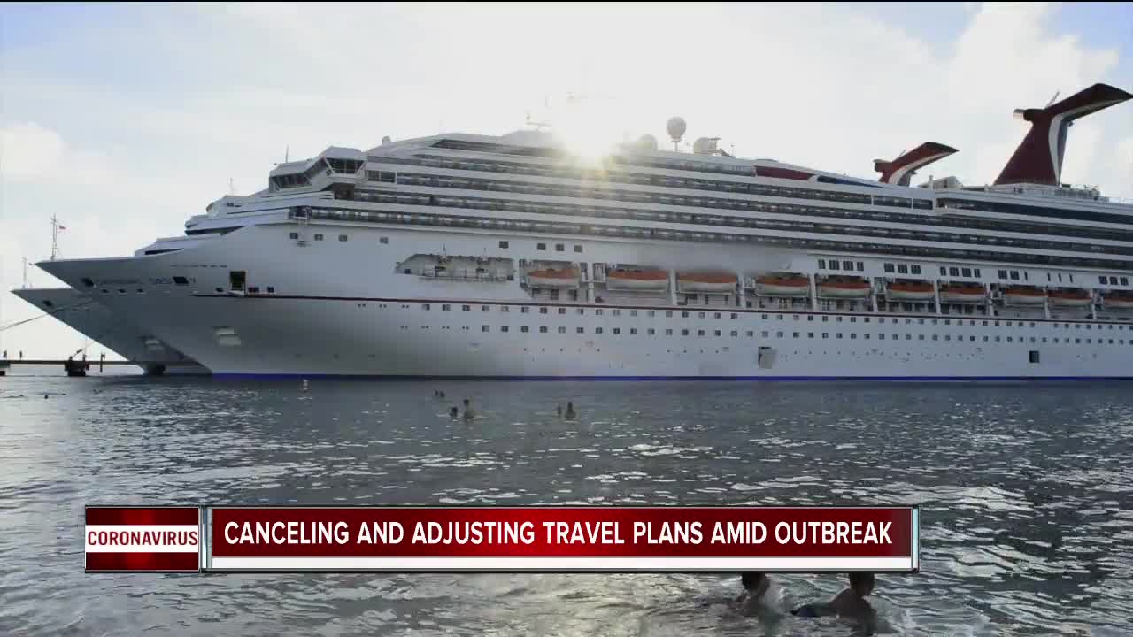 Travel agents scrambling to help postpone vacations amid pandemic