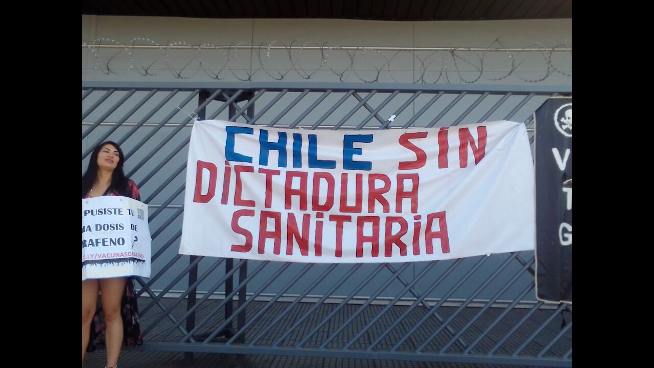 Protestas contra la dictadura sanitaria desde La Cisterna, Santiago, Chile. Diciembre 2021