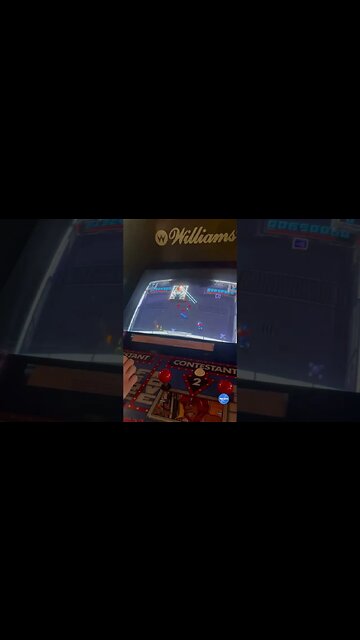 Come to the arcade with us! I’D BUY THAT FOR A DOLLAR! #arcade #smashtv