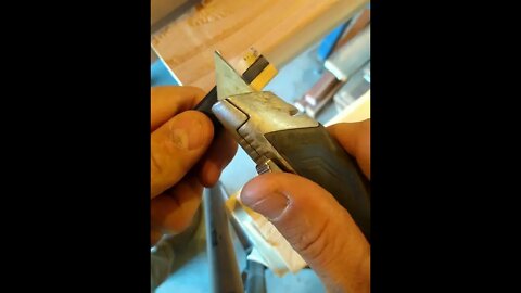 How to sharpen a CARPENTER's pencil #short