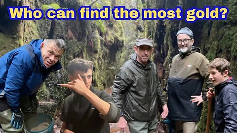 Sluice off competition! Gold Mining in the NZ Bush!