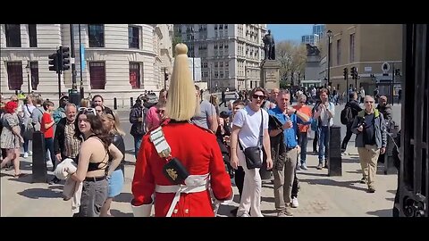 Slow motion step aside #horseguardsparade