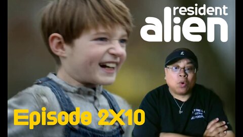 Resident Alien - 2X10 "Ghost of Bobby Smallwood" REACTION