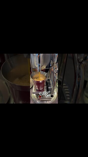 Nespresso Creatista Plus - Vienna Linizio Lungo - Coffe Time