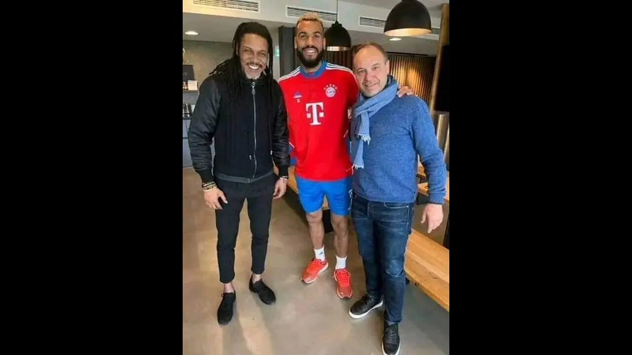 Le coach rigobert song et son adjoint ont rencontré choupo moting après prestation hier face au PSG