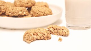 WALNUT OATMEAL COOKIES - GLUTEN FREE / VEGAN