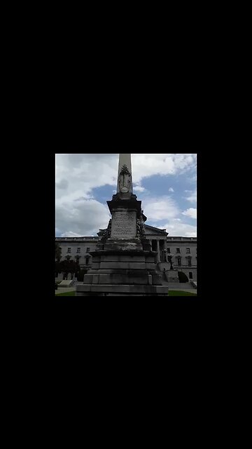 Confederate Statue Inscription Reading