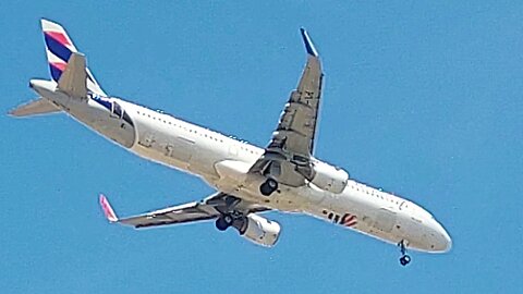 Airbus A321 PT-MXE coming from Guarulhos to Fortaleza