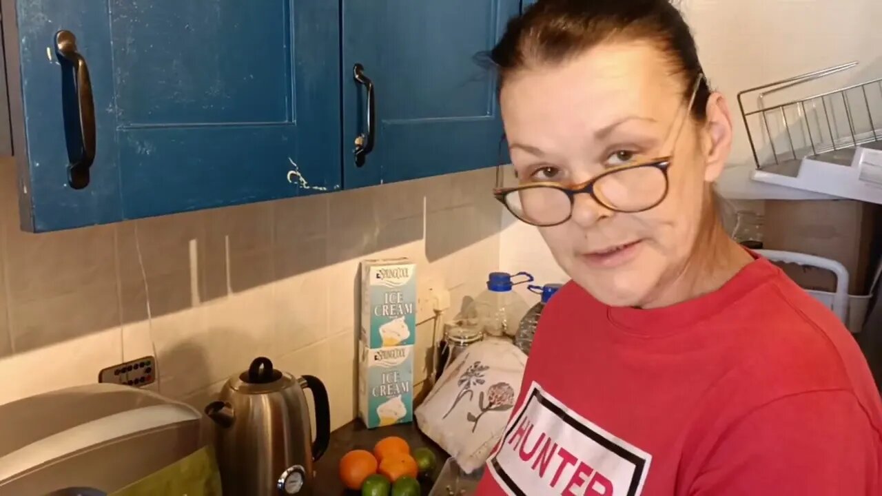 Does Moringa Powder Work ? Wall Flowers UK Put It To The Test. #naturalmedicine #moringa 🙏
