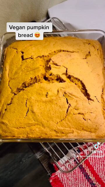 Finished #vegan pumpkin bread #tamararoseblodgett