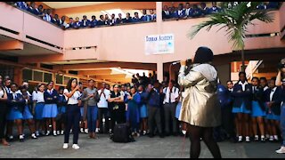 SOUTH AFRICA -Durban - Shekhinah visit Durban schools (Videos) (WNf)