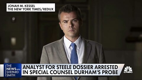 Shepard Smith Reports On Steele Dossier (FLASHBACK INCLUDED)