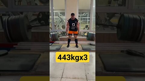 Deadlift de 443kg p/ 3 reps de Ivan Makarov.