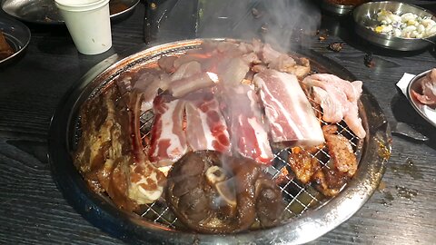 Korea's Common Meat Infinite Refill