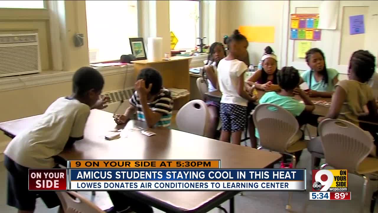 Volunteers fix up learning center for children from low-income families