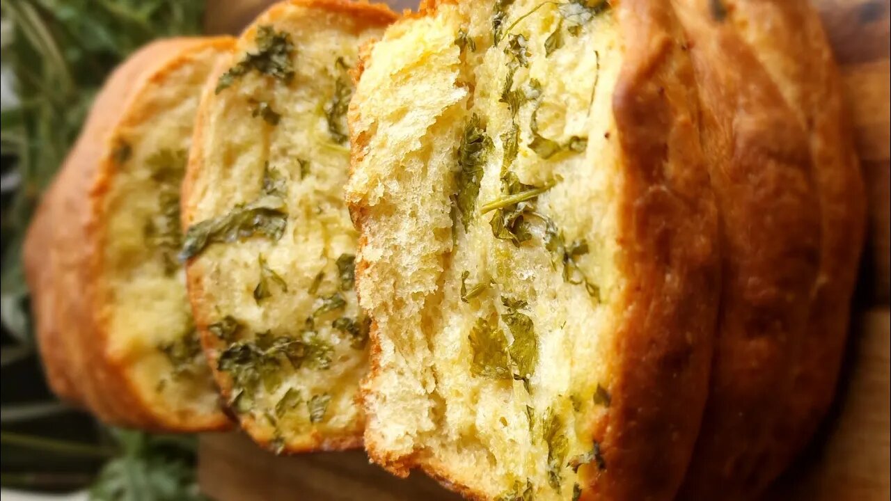 Pull Apart Garlic Coriander Bread