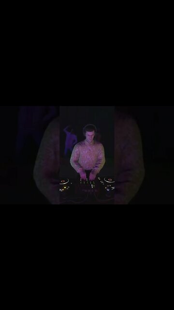 Grand theft Auto online. I think he's playing the wrong song