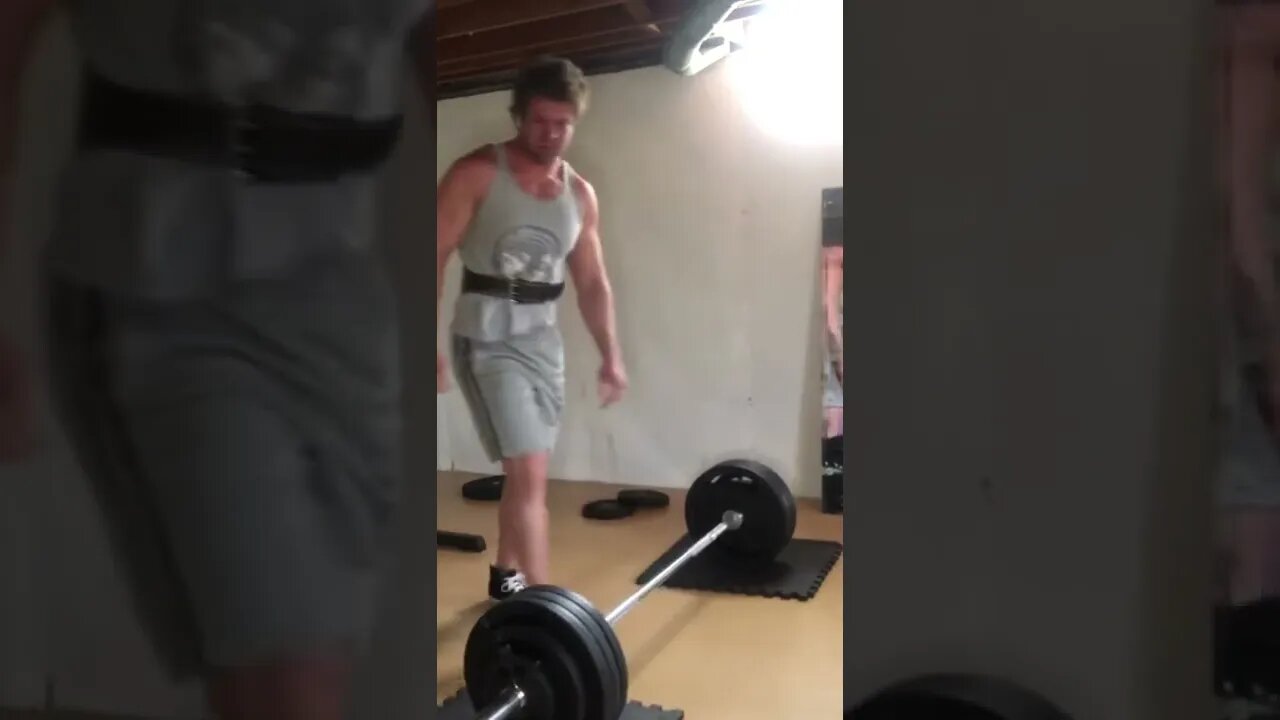 375 lbs pause deadlift pr #shorts