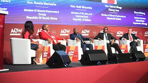 SOUTH AFRICA - Cape Town - Africa Oil Week (Video) (eek)