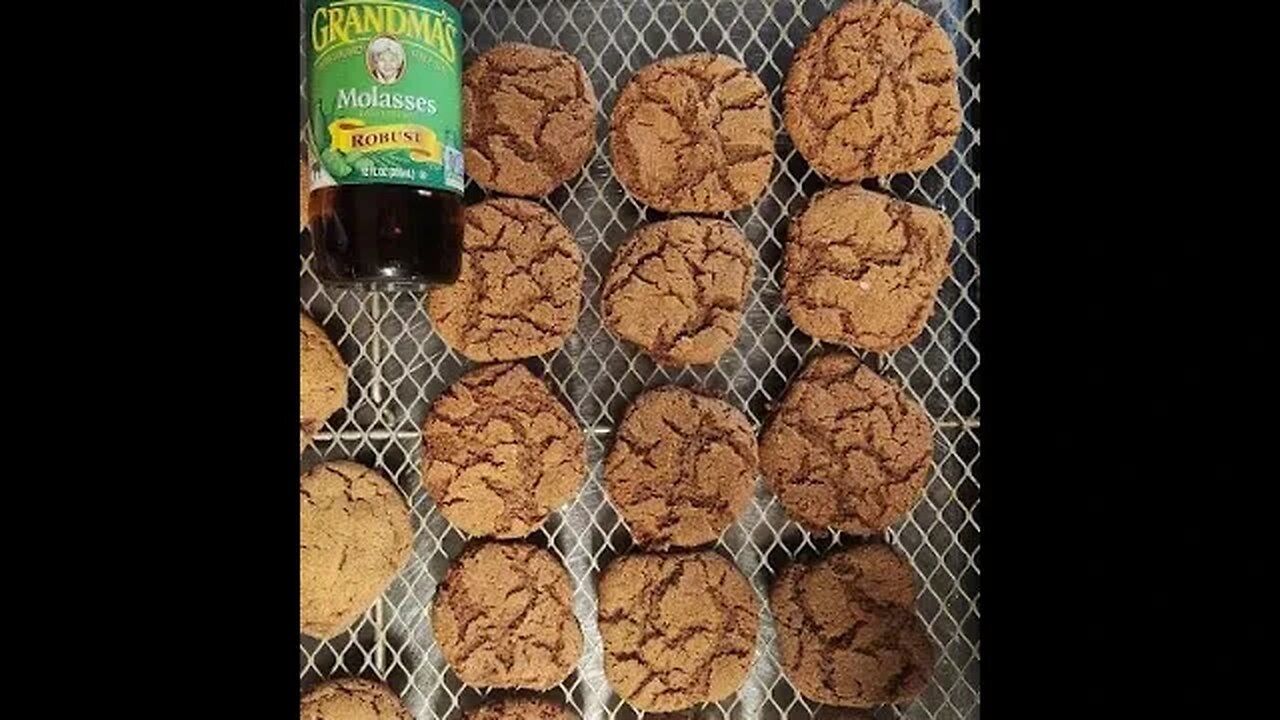 Making Old Fashioned Molasses Cookies