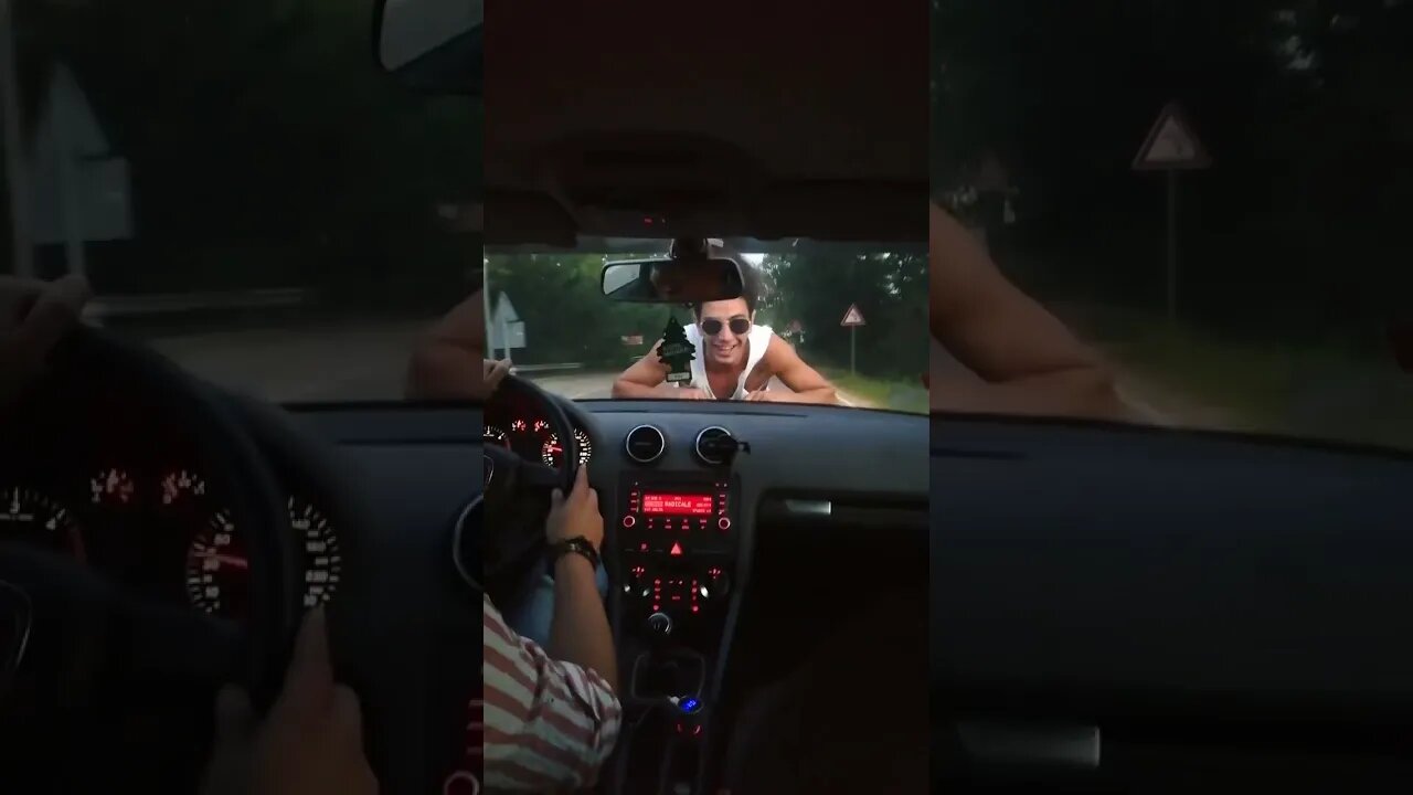 FUNNIEST Car Crash you wil ever seeš¤£