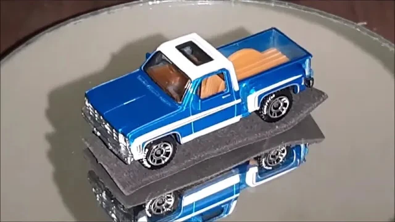 Intermediate-Premium Diecast model cars: Matchbox Lesney Edition 1973 Chevy Stepside Pick-Up