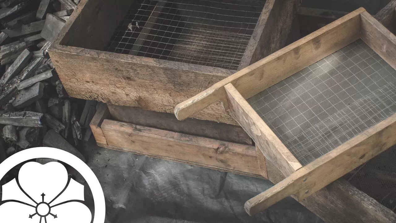 Making 篩 for charcoal screening - from scrap wood and mesh