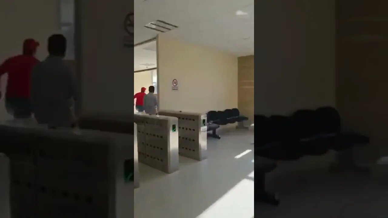 Convicted Felon escapes court house.