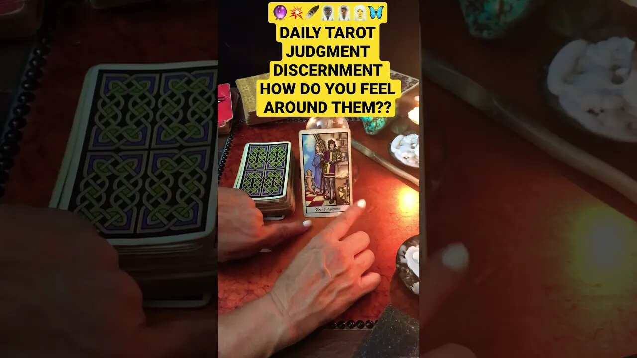 🔮🪶#dailytarotreading #tarotshort #loveshort HOW DO YOU FEEL AROUND THEM🔥🦋TAROT DISCERNMENT ❤️🔥