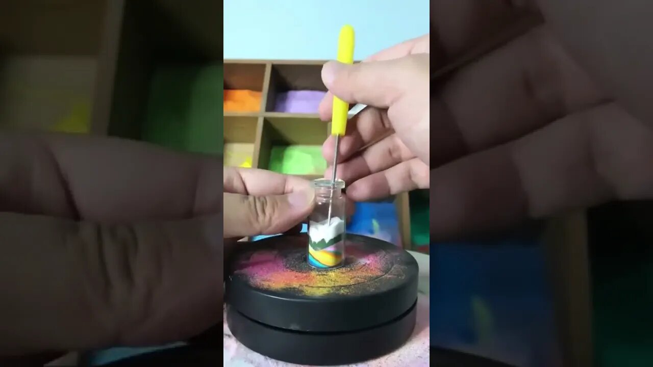 Best colorful sand artist