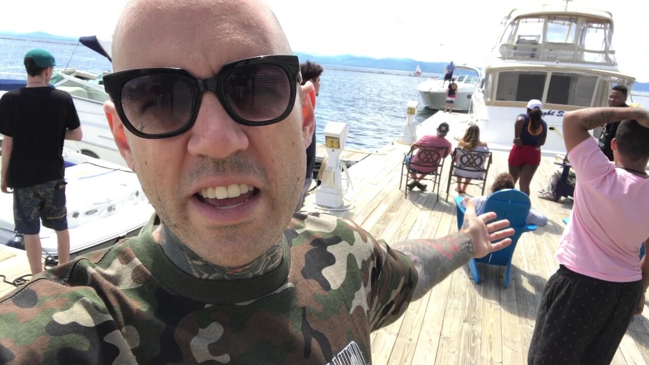 LAST DAY OF THE NO JUMPER TOUR