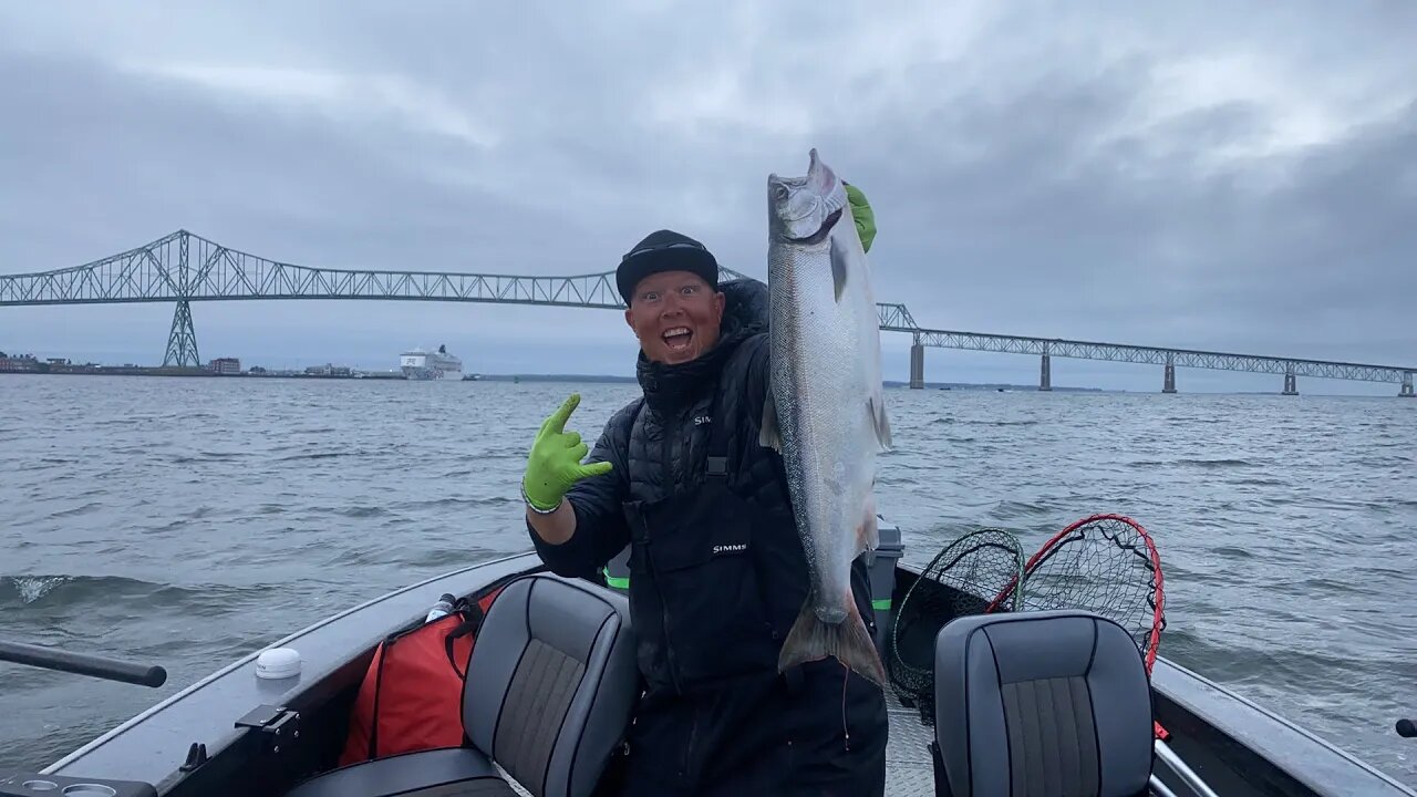 LIVE Buoy 10 Salmon Fishing! The Last Hooray!!