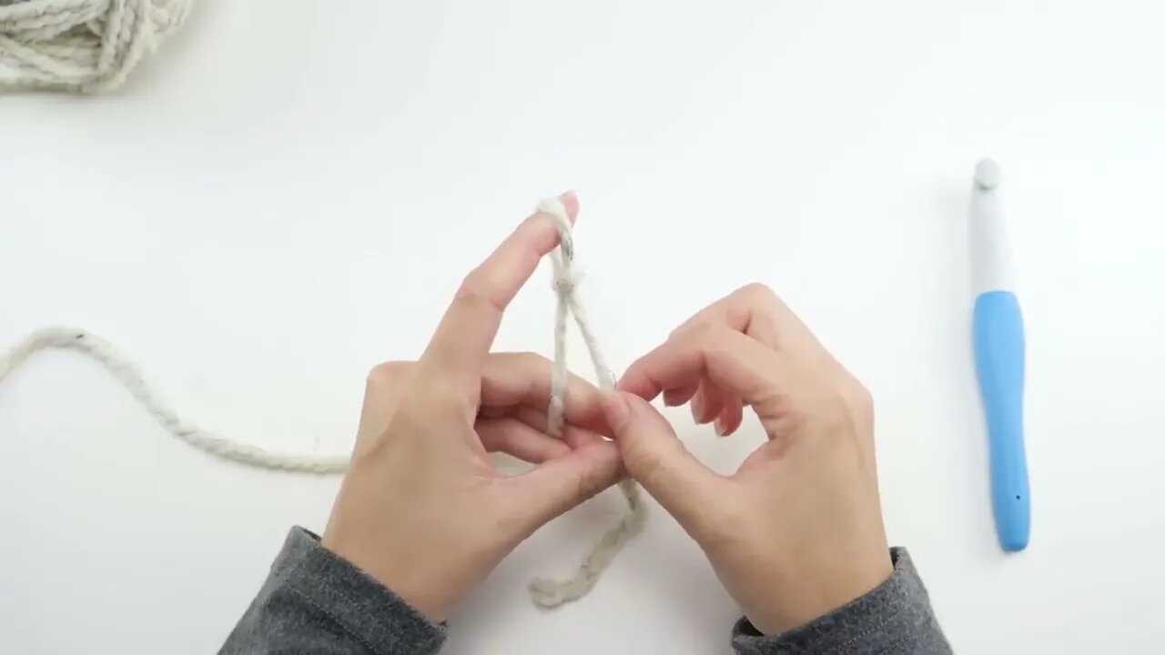 How to Crochet a Blanket Step-by-Step