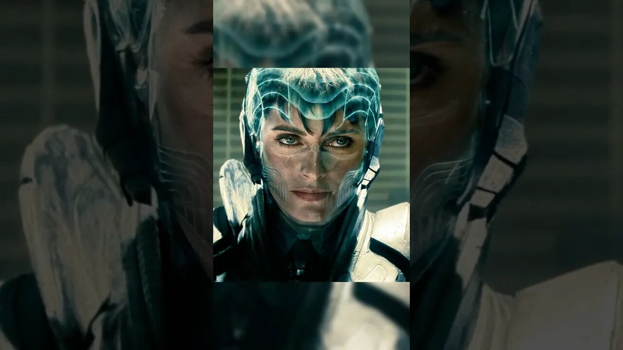 Faora breaks down the theory of evolution to Kal-El #manofsteel #faora #antjetraue #henrycavil