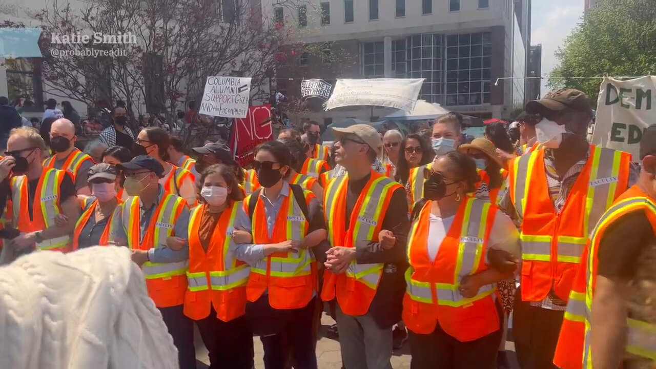 Columbia FACULTY Form Human Chain Around Pro-Hamas Encampment