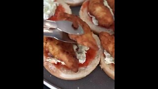 Chicken Burger 🍔#ytshorts #shorts #Food #Streetfood #UpFoodReview